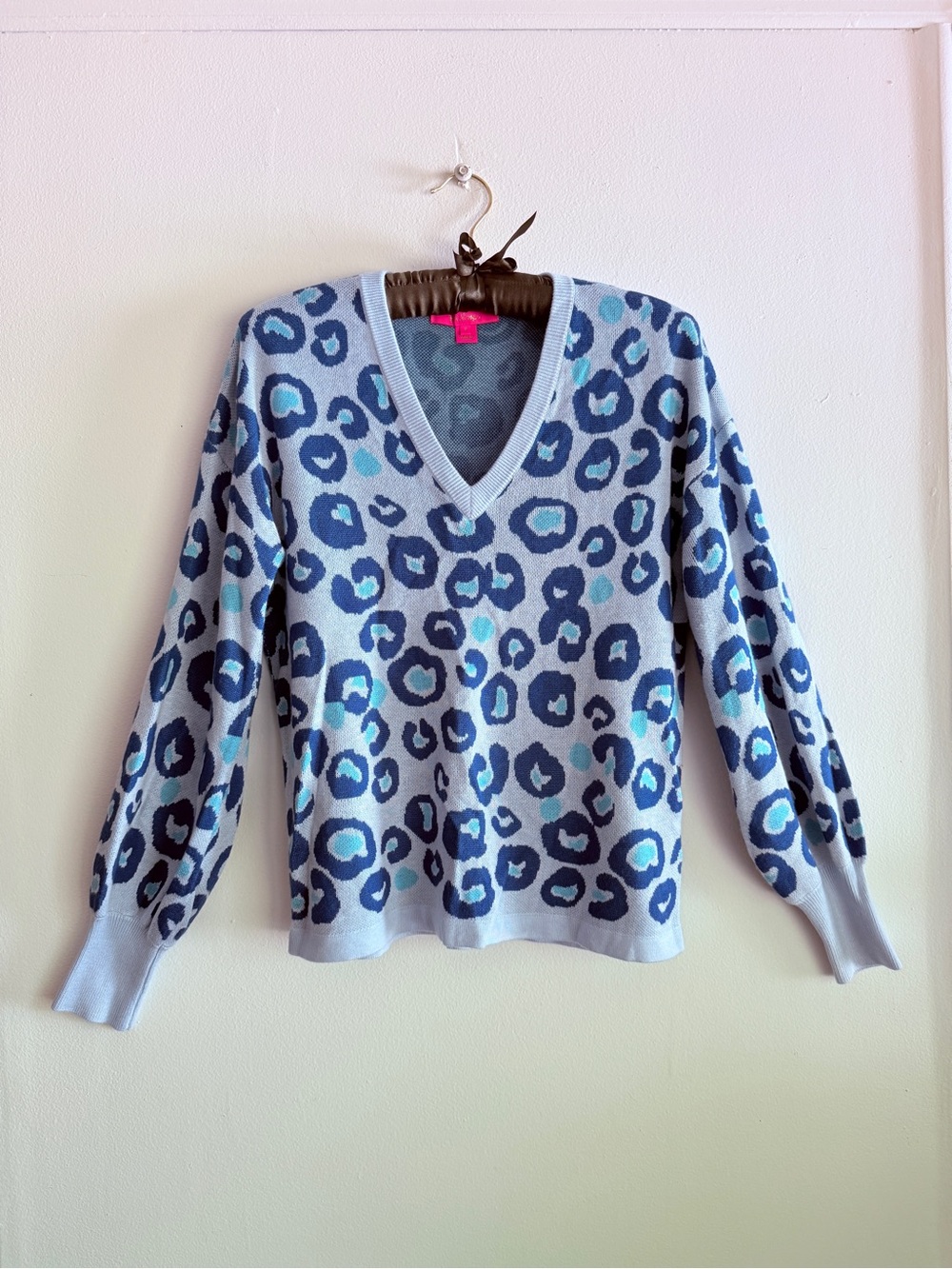 Lilly Pulitzer Jasmina Blue Don’t Be A Cheetah Print Sweater Pullover Size S